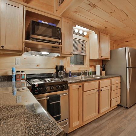Ernie Cabin Wauhatchie Woodlands Tiny Cabin 查塔努加 外观 照片
