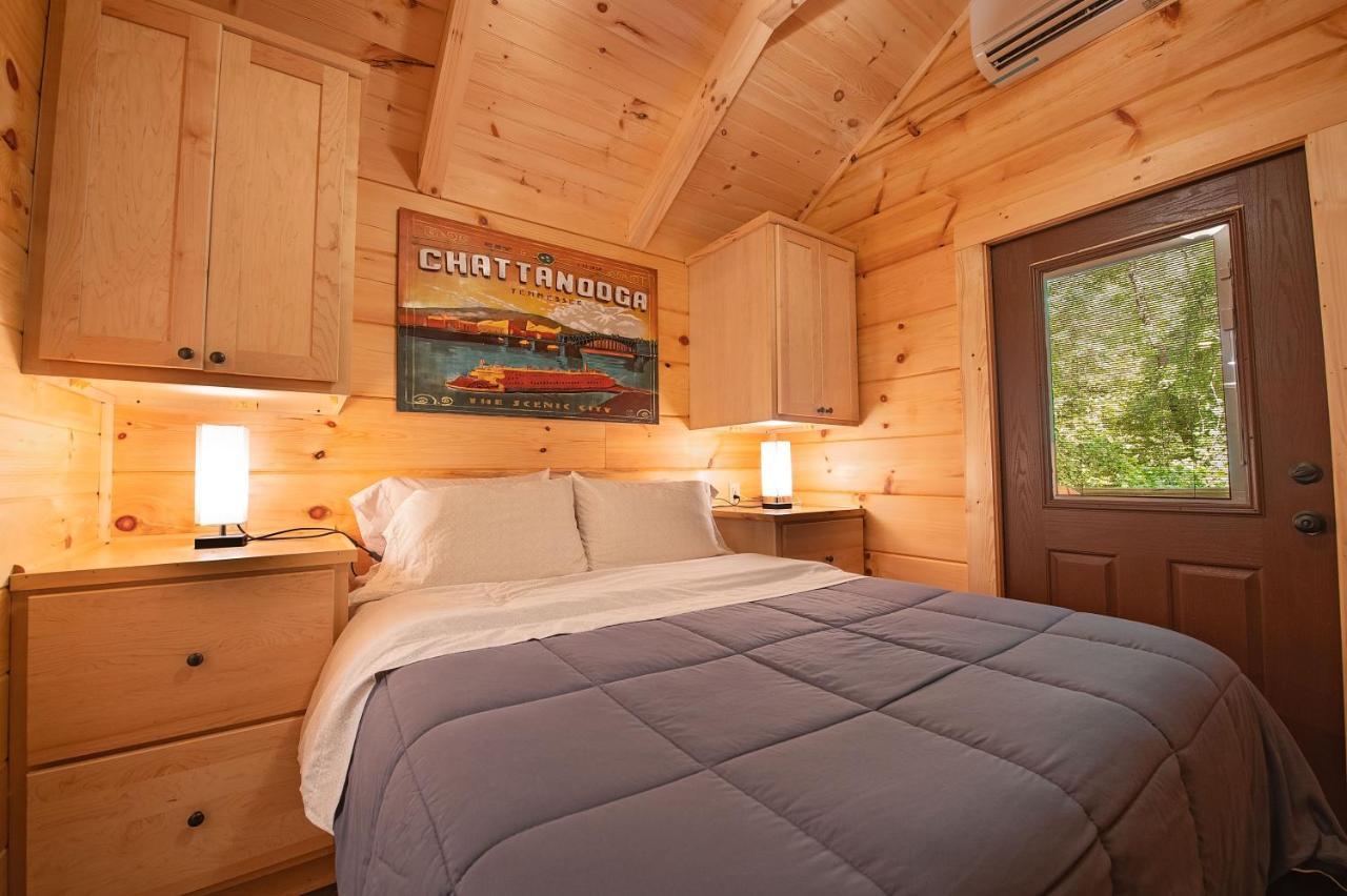 Ernie Cabin Wauhatchie Woodlands Tiny Cabin 查塔努加 外观 照片
